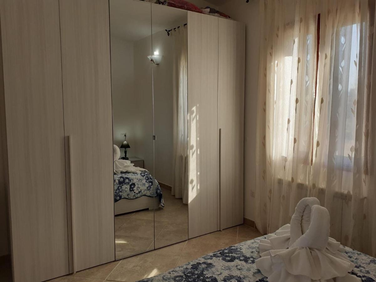 Indipendente Con Piscina Uso Esclusivo Internet Illimitato Villa Siniscola Luaran gambar